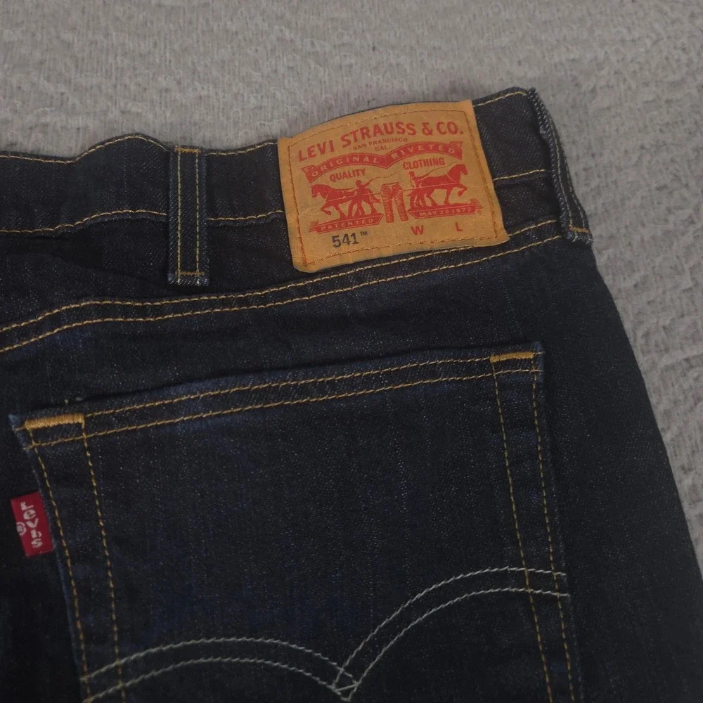 Levi's Jeans Mens 46x29 Blue 541 Athletic Taper Dark Wash Stretch Athletic Denim
